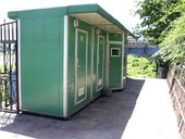 コンテナハウスの簡易トイレ